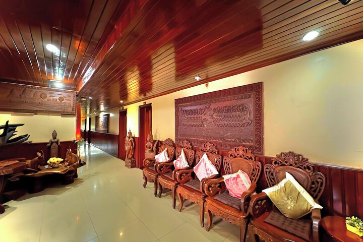 Hotel 3 of 123
