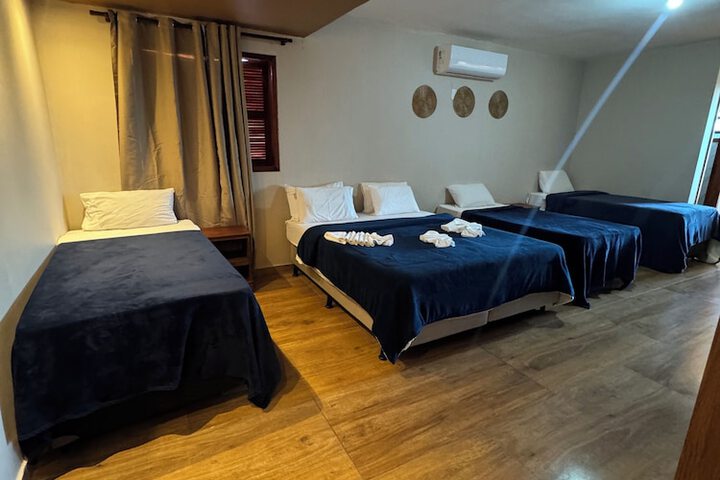 Room 3 of 66
