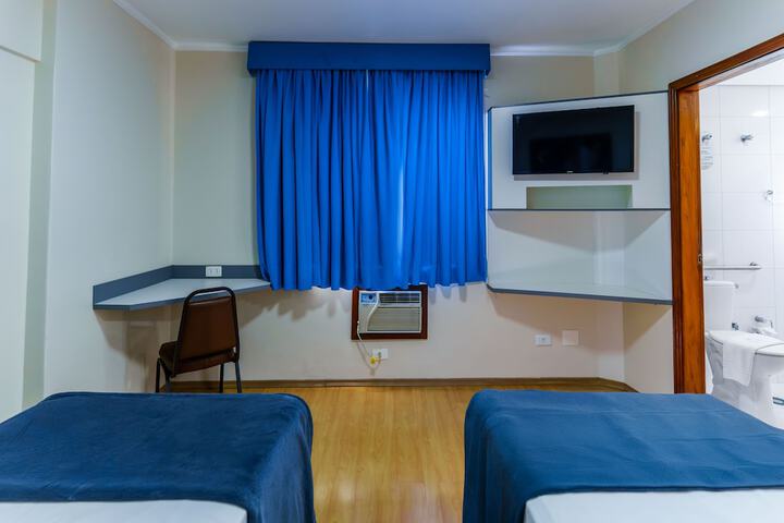 Room 18 of 61