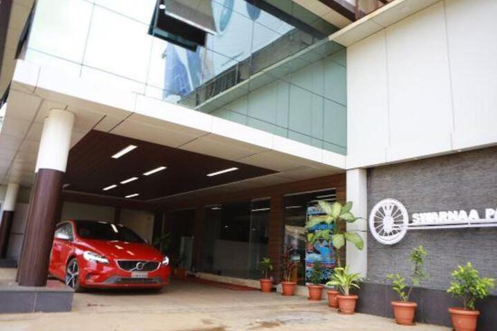 Hotel Swarnaa Paradise
