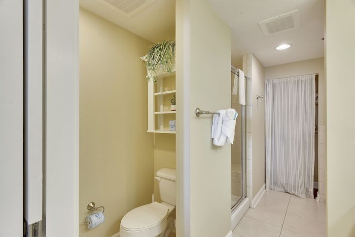 Room 252 of 308