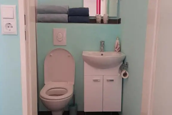 Room 7 of 7