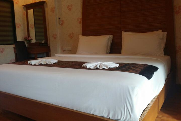 Room 4 of 22