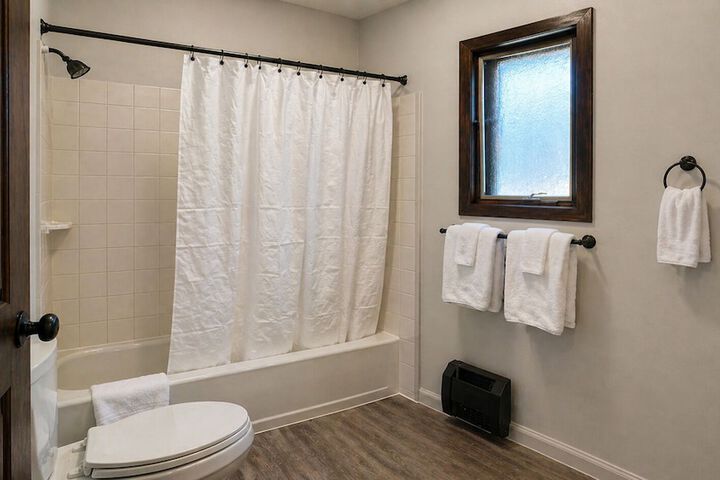 Room 57 of 107