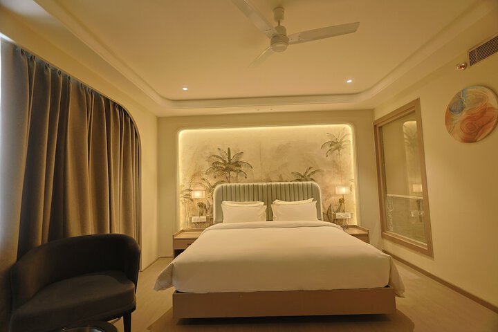 Room 30 of 64