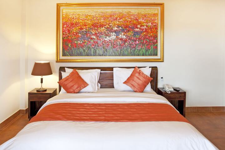 Room 5 of 27