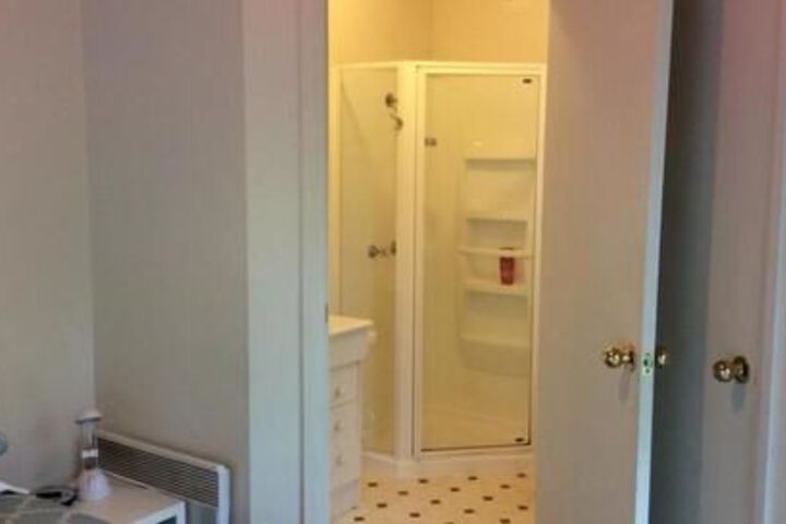 Room 10 of 15