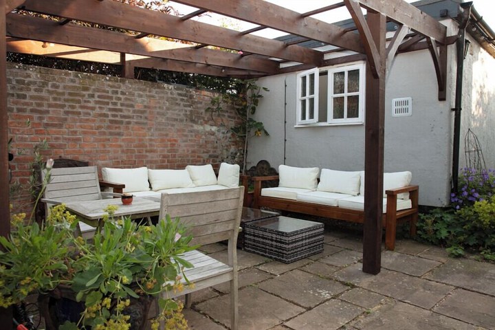 Terrace/Patio 22 of 51