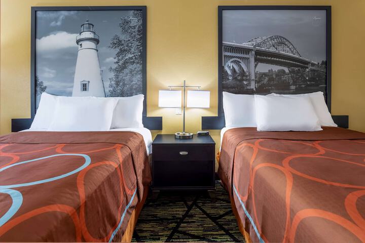 2 Double Beds (1 of 6)