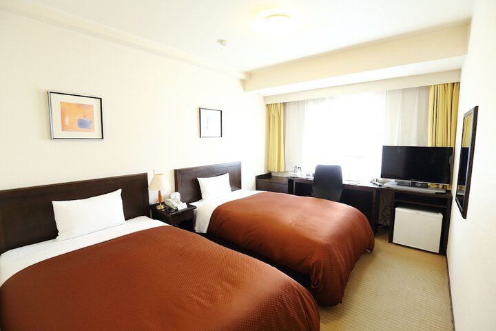 Room 6 of 40