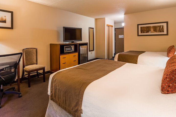 Room 7 of 27
