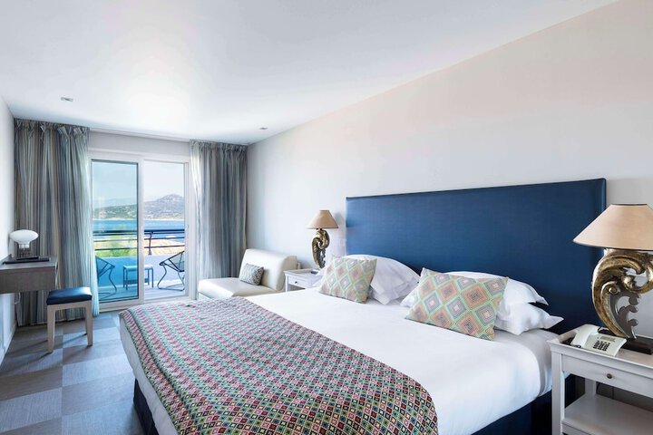 Room 40 of 125