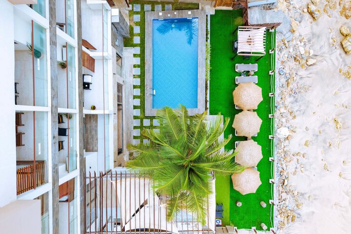 Pool 55 of 67