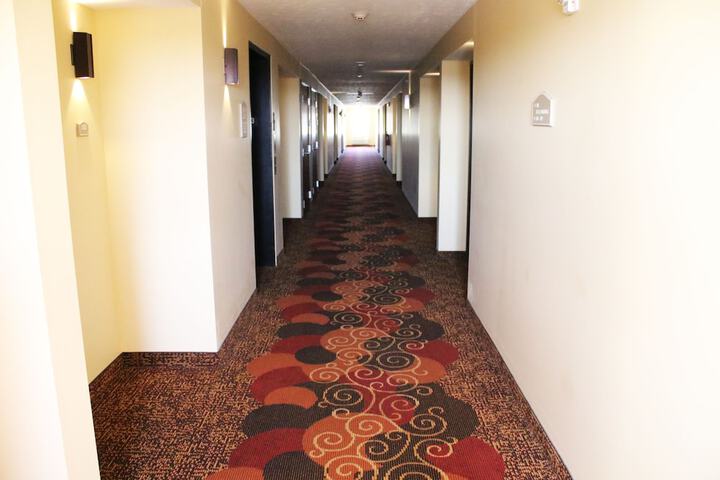 Ballroom/Hall 38 of 41