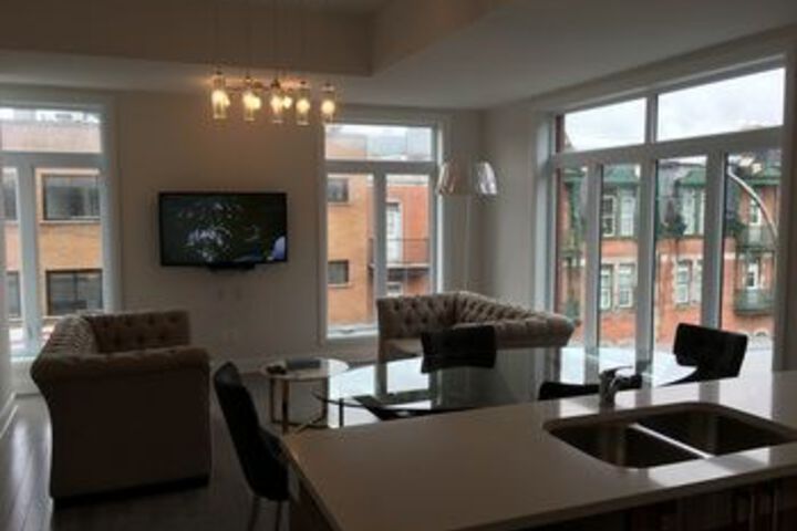Room 42 of 59