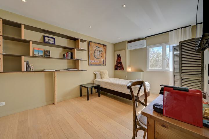 Room 18 of 55