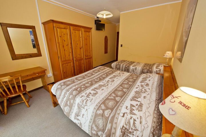 Room 16 of 54