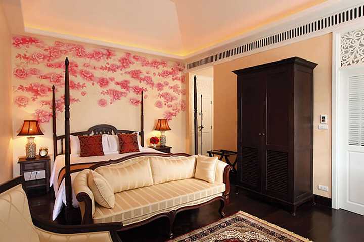 Room 5 of 72