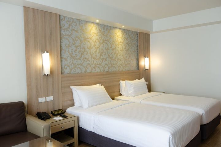 Room 8 of 45