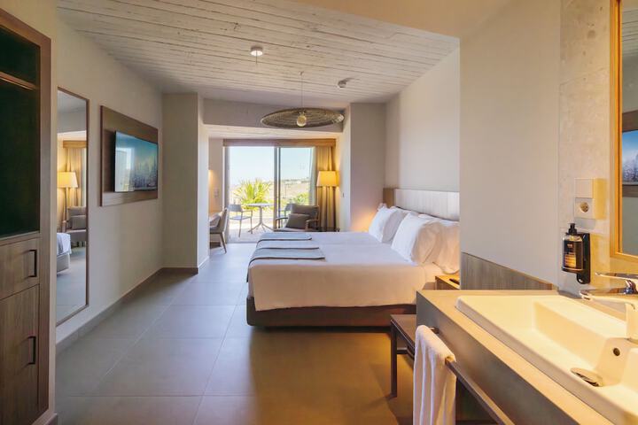 Room 4 of 56