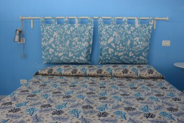 Room 15 of 22