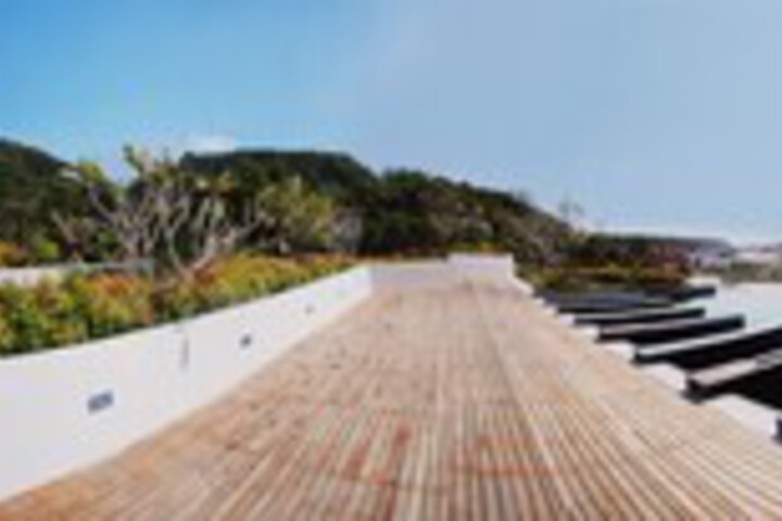 Sundeck 88 of 92