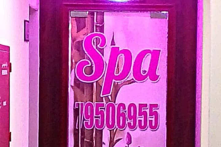 Spa 23 of 29