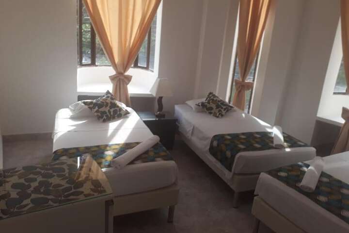 Room 15 of 42