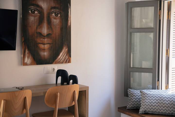 Room 49 of 74