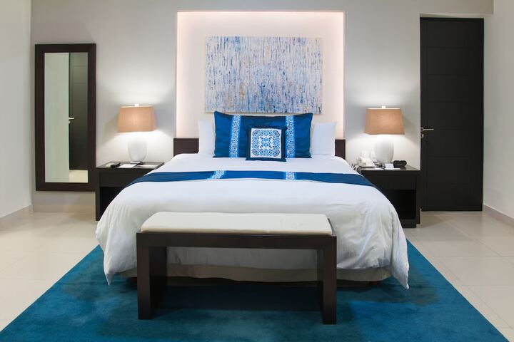 Room 13 of 251
