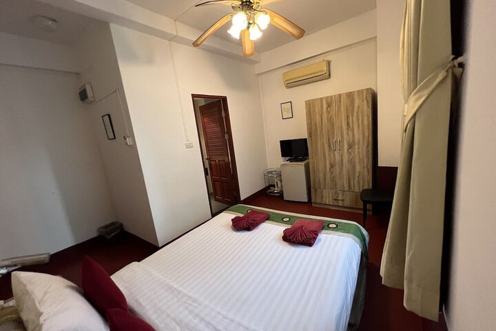 Room 26 of 62