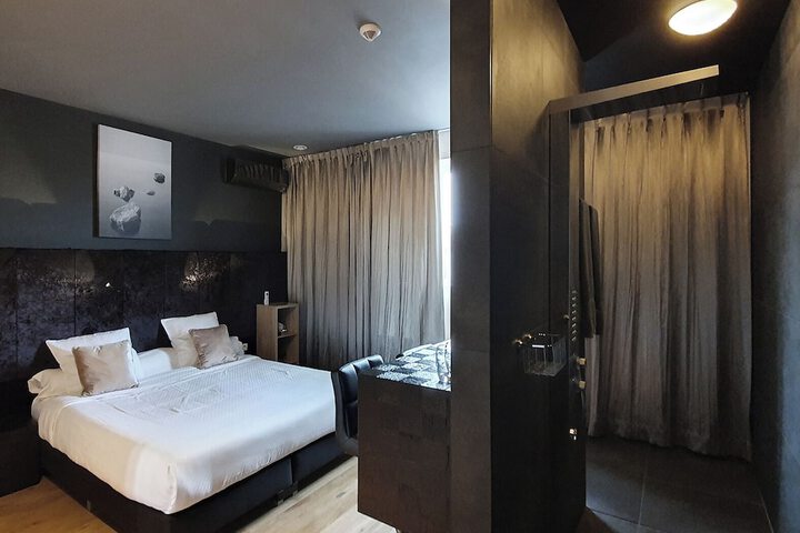 Room 36 of 64