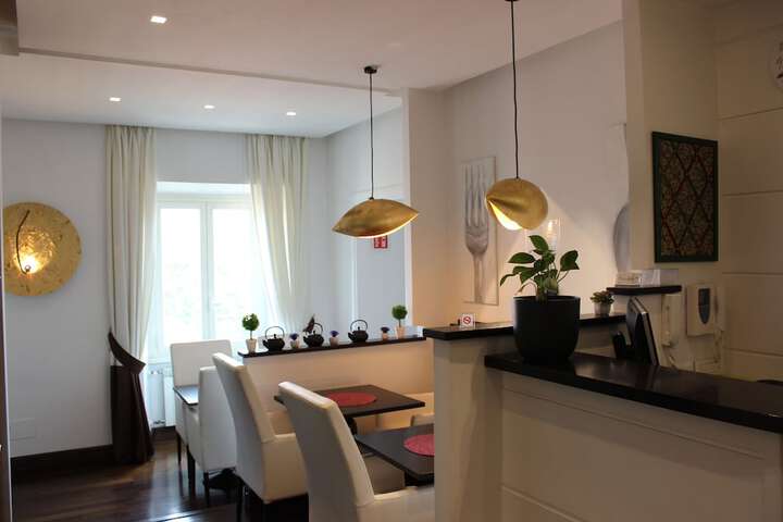 Guest Lobby