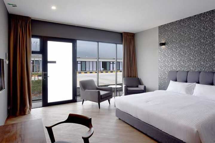 Room 4 of 21