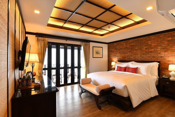Room 5 of 89