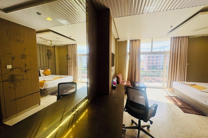 Room 17 of 57
