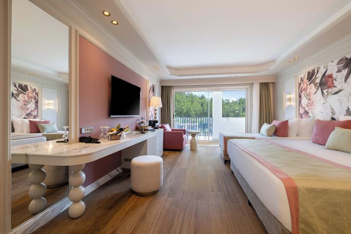 Room 45 of 224