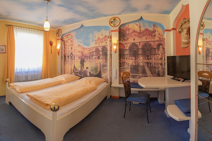 Room 15 of 57