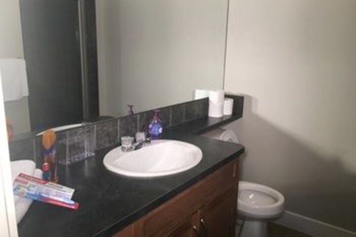 Room 2 of 56