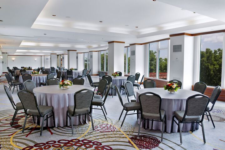 Wedding/Banquet 77 of 100