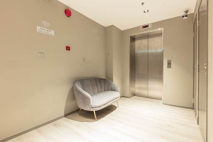 Hotel Interior 2 of 30
