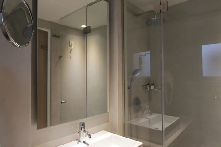 Bathroom Interior Photo