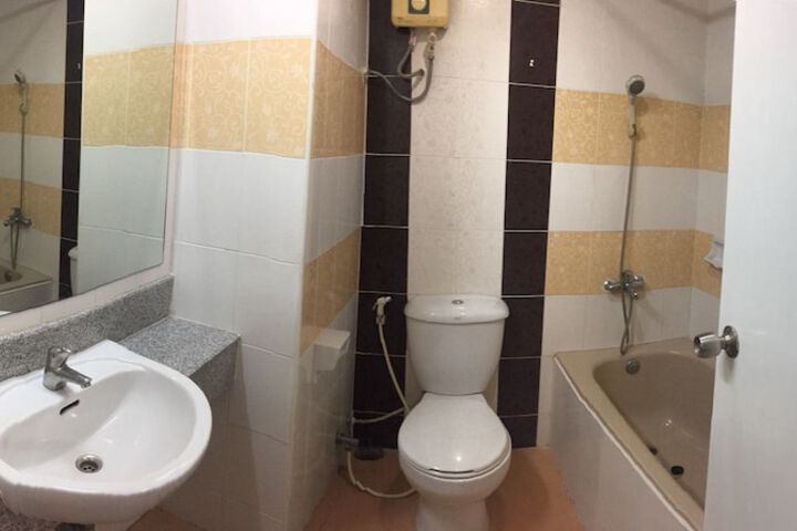 Room 28 of 41