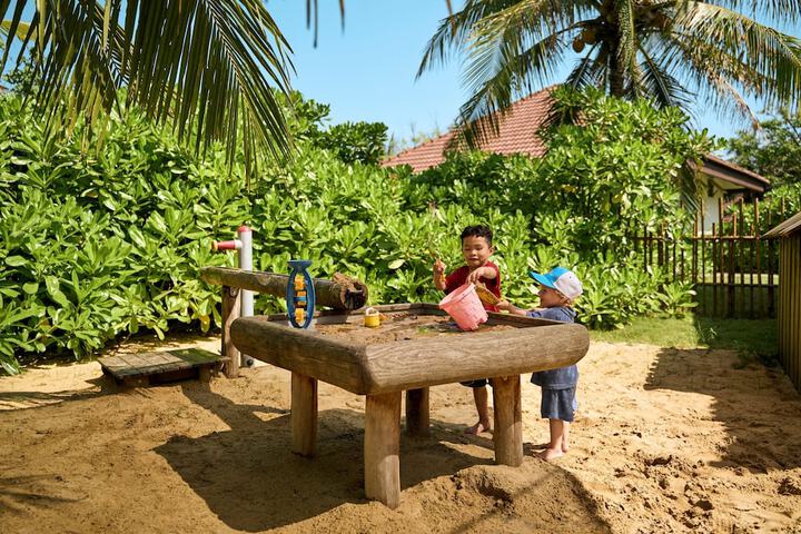 Childrens Activities 68 of 130