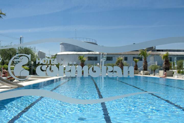 Pool 32 of 66