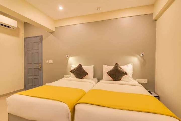 Room 14 of 26