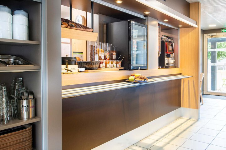 Dining Photos