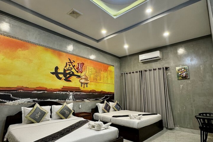 Room 18 of 30