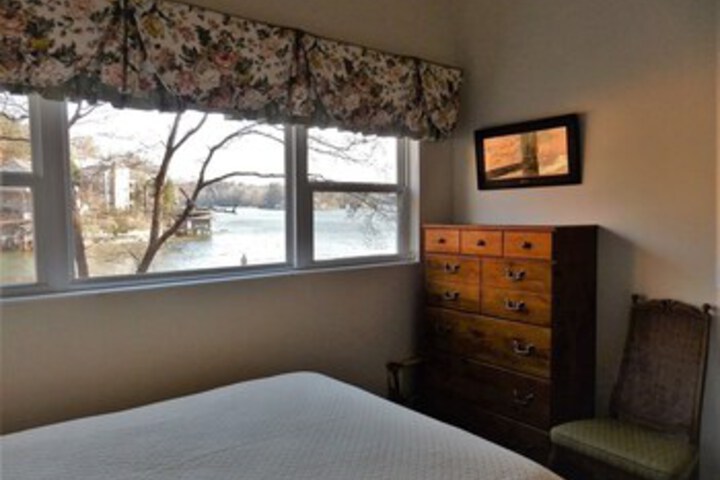Room 45 of 46