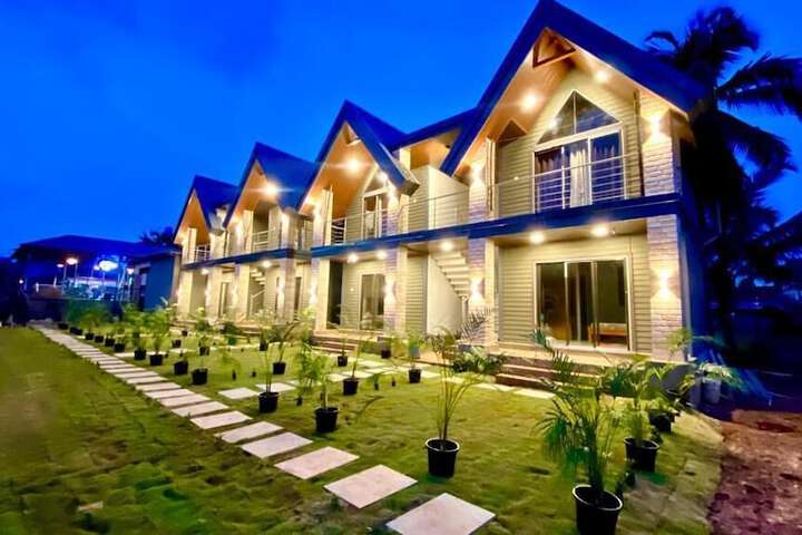 Hotel 8 of 9